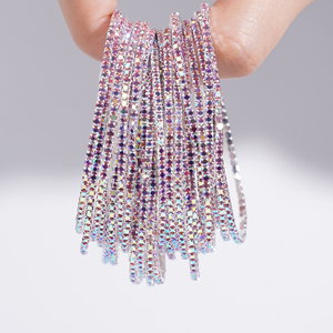 Bracciale Elastico con Cristalli per Donne, Bangle Colorato con Strass, Accessorio Creativo alla Moda con Diamanti - Product Image 3