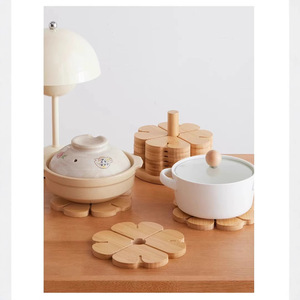 Bamboo Heat Resistant Placemat Four Leaf Clover Shape Table <b>Mat</b> For Kitchen Use - Product Image 4