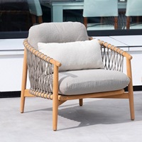 Table d'appoint au design intemporel et populaire, avec structure en bois massif, pour mobilier de jardin extérieur, canapé et chaise longue en teck