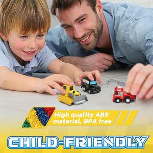 Vente en gros <span class=keywords><strong>de</strong></span> Cartoon Fire Series Vente en usine Jouet Voiture en plastique Ambulance <span class=keywords><strong>Camion</strong></span> <span class=keywords><strong>de</strong></span> pompiers Enfants Pull-Back <span class=keywords><strong>Action</strong></span> Carry Case pour marché aux puces - Product Image 5