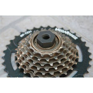 Clé à douille Megaforce pour roue libre de vélo, outil pour VTT, construction métallique - Product Image 1