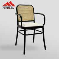 Chaise de salle à manger moderne personnalisée pour restaurant commercial, café, meubles, chaise en bois avec accoudoirs en rotin PE