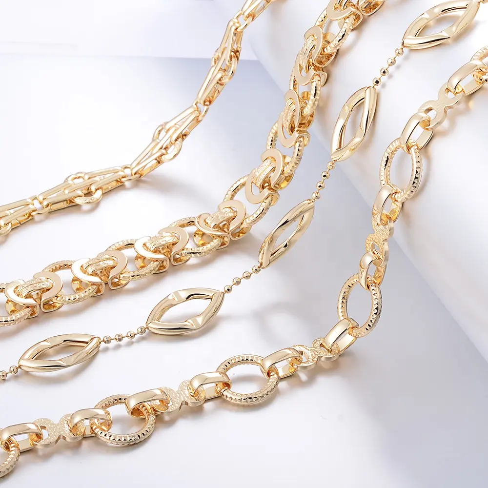 Chaîne en laiton plaqué or 18 carats brillant câble plat en vrac pour collier Bracelet chaînes brutes en gros pour la fabrication de bijoux