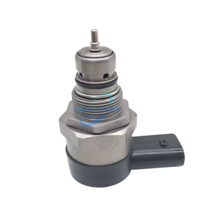 Valve normale diesel 0281002494 13537805733 A6110780449 Régulateur de pression de rail diesel pour Mercedes Benz W203 <span class=keywords><strong>W211</strong></span> <span class=keywords><strong>E320</strong></span> <span class=keywords><strong>CDI</strong></span> - Product Image 1