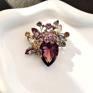 Broches de Cristal con Forma de Flor, Botones de Estrás, Aleación Chapada en Oro, Personalizados, Unisex, Regalo para Compromiso, Boda, Fiesta - Product Image 6