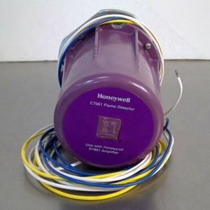 Détecteur UV Série C7061 à Bon Prix C7061A1012/C7061F1/C7061F2/C7061A/F - Product Image 3