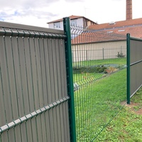 Panneaux de clôture d'intimité en acier 3D au design moderne, thermolaqués et traités thermiquement, pour portail de jardin sécurisé