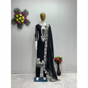 Hermosa ropa de fiesta para mujer Top Bottom Dupatta con Conjunto elegante de trabajo cosido - Product Image 1