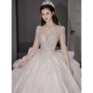 Robe de mariée principale, nouveau modèle, manches longues, vintage, haut de gamme, en dentelle française raffinée, style robe de bal moderne, traîne balayante, fleurs - Product Image 1