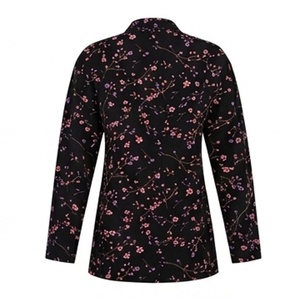 Blusa Casual Estampada con Flores Negras para Mujer, Blusa de Moda de Manga Corta, Proveedor Mayorista para Boutiques y Minoristas - Product Image 1