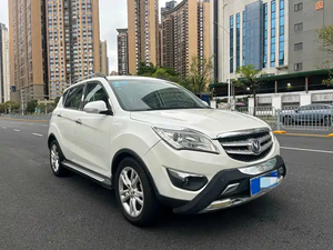 Offre Spéciale – Changan CS35 2013 d'occasion, SUV compact, conduite à gauche, sièges en cuir, pneus R17, véhicule familial urbain, exportation à prix abordable - Product Image 1