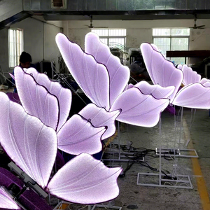 Lámpara de Pie Eléctrica con Forma de Mariposa Morada, Decoración para Bodas, Cumpleaños, Lámpara de Pie con Alas de Mariposa - Product Image 1