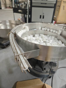 Yüksek hızlı kapak sayma kap makinesi titreşim sıralayıcı ve besleyici - Product Image 5