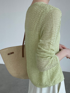 Cárdigan de punto transpirable estilo coreano para mujer, con cuello en V, protección solar, manga larga, informal, para primavera y verano - Product Image 4