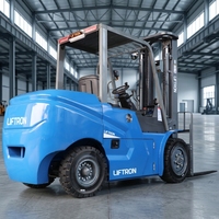 Montacargas Contrapesado para Exteriores Liftron CPD30L con Batería de Iones de Litio y Neumáticos Sólidos para Manipulación de Acero Estructural y Logística en Obras