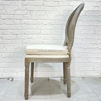 Chaise de salle à manger en bois de style français vintage avec coussin rétro, prix de gros pour salon, chambre, hôtel, appartement, usage de loisirs