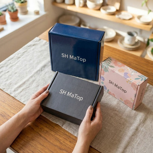 Caja de Cartón Corrugado con Logotipo Personalizado para Envío de Ropa - Product Image 6