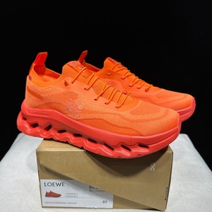 Nuove <span class=keywords><strong>Scarpe</strong></span> <span class=keywords><strong>da</strong></span> Corsa On Cloudsurfer Max per Uomo e Donna, Stile Fitness, Camminata, Basket, <span class=keywords><strong>Scarpe</strong></span> Sportive <span class=keywords><strong>da</strong></span> Donna all'Ingrosso, <span class=keywords><strong>Tennis</strong></span> - Product Image 2