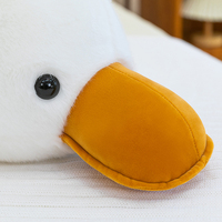 Coussin en peluche au design moderne, best-seller, adorable, en coton doux, animal en peluche rembourré pour la décoration de chambre et compagnon de sommeil