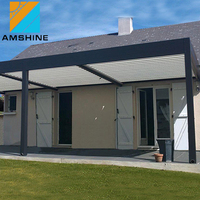Pergola en aluminium motorisée à toit ouvrant réglable avec lames orientables et éclairage LED pour restaurant et café en plein air