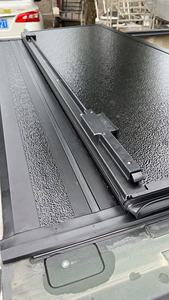 Cubiertas Personalizadas para Camionetas Toyota LC79 Doble Cabina, Cubierta Rígida de Aluminio de Alta Calidad, Plegable en Cuatro Partes, para la Parte Trasera de la <span class=keywords><strong>Camioneta</strong></span> - Product Image 3