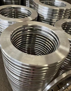 หน้าแปลนเหล็กสแตนเลสที่ไม่ได้มาตรฐานแบบกำหนดเองได้รับการออกแบบมาอย่างแม่นยำสำหรับความต้องการแรงดันเฉพาะในโรงงานเคมี - Product Image 2