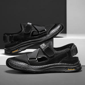 Sandalias para <span class=keywords><strong>hombre</strong></span>, nuevas sandalias de playa ligeras transpirables huecas de verano, zapatos de punta cerrada minimalistas a la moda para <span class=keywords><strong>hombre</strong></span>, nuevo estilo 2024 - Product Image 3