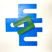 1/16 ''Window Packer Cales en plastique Espaceurs de carreaux structurels en fer à cheval en forme de U Cales en fer à cheval Emballeurs en plastique pour le nivellement