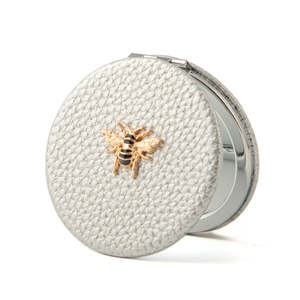 BLitchi Grain PU Leather <b>Compact</b> <b>Mirror</b> 3D Metal Bee Decor Iron Frame Dual Sided HD Glass Pocket Makeup <b>Mirror</b> Wholesale Custom - Product Image 4