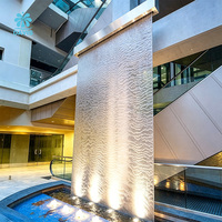 Fontaine à rideau d'eau en maille de fil d'acier inoxydable personnalisée, cascade LED, écran mural, décoration intérieure et extérieure, élément aquatique décoratif