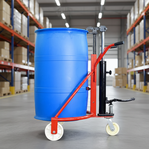 Carretilla elevadora de bidones para almacén con sistema hidráulico para la manipulación, elevación y transporte de bidones de aceite. - Product Image 4