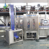 Machine de remplissage à contre-pression industrielle 4000-10000 BPH à 40 têtes pour bouteilles en verre/plastique, boissons et eau automatiques