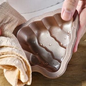 Molde para pasteles con forma de Luna navideña de 5,4 pulgadas, revestimiento antiadherente, moldes para hornear, bandeja para hornear para pastel, Chocolate, Fondant, dulces para hornear - Product Image 6