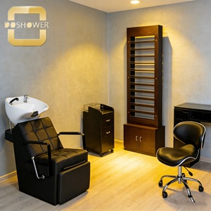 Station de lavage de cheveux de style <span class=keywords><strong>loft</strong></span> industriel avec évier en céramique et fauteuil de shampoing noir matelassé pour salons de coiffure et barbiers - Product Image 3
