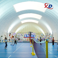 Structure de dôme de sport durable Concept unique pour les camps d'entraînement Performances sportives améliorées Tissu PVC Matériau de poteau en aluminium