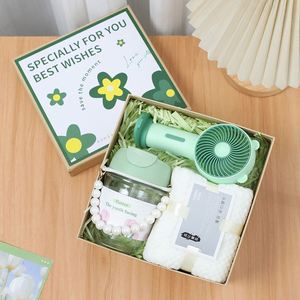 2025 vente en gros personnalisé fête des mères cadeau d'affaires ensemble créatif femmes cadeau ensemble mariage invité cadeau ensemble avec ventilateurs serviette parapluie - Product Image 4