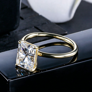 Anillo de compromiso SGARIT de oro de 18k con diamante cultivado en laboratorio, corte radiante, certificado IGI, 1ct VVS D, para mujer. - Product Image 2
