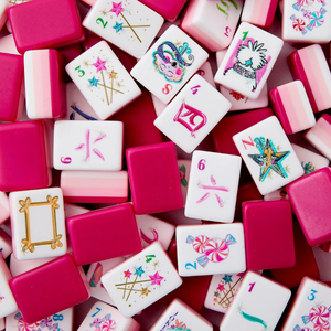 Ensemble de Mahjong américain de luxe rose vif à 4 couches, 160 tuiles de Mahjong, design moderne, matériau acrylique durable pour les jeux d'échecs - Product Image 1