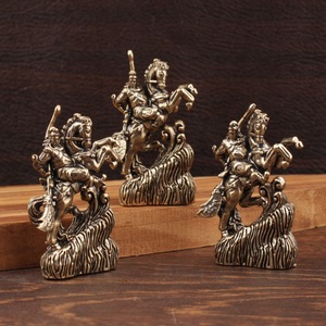 Juego de Figuras de Guan Gong en Latón, 3 Piezas, Hechas a Mano, Adorno de Mesa, Escultura - Product Image 1
