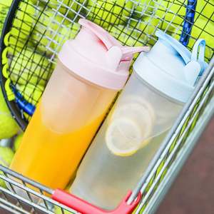 Bouteille shaker sport esthétique multicolore anti-fuite en gros, sans BPA, portable, pour protéines et milkshakes, avec mélangeur - Product Image 2