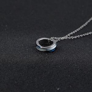 Collier Pendentif Cercle en Acier Inoxydable Argenté et Bleu pour Hommes - Bijoux Tendance - Product Image 2