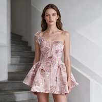 Robe de soirée élégante pour femme OUDINA, tendance, courte, décontractée, à motifs jacquard tridimensionnels, style princesse