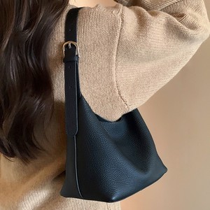 Bolso de Hombro Minimalista de Cuero Negro, Diseño Estructurado Suave, para Todas las Temporadas, para Mujer - Product Image 1