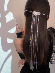 กิ๊บติดผมทรงหางม้าต่ำประดับเพชรเต็มรูปหัวใจ เครื่องประดับศีรษะผู้หญิง พู่ห้อยยาวประดับคริสตัล - Product Image 3