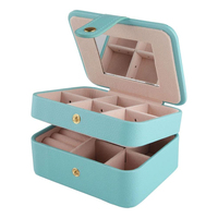 Organisateur de bijoux de voyage rectangulaire en cuir PU bleu ciel avec doublure en velours, étui portable personnalisable avec miroir pour bagues et boucles d'oreilles