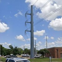 Tour monopoteau électrique en acier 30m galvanisé à chaud, polygonale conique à 3 bras, en acier structurel haute résistance à circuit unique