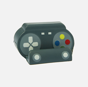 Support de téléphone en mousse PU anti-stress en gros, design manette de jeu fantaisie pour enfants de 5 à 7 ans, unisexe - Product Image 3