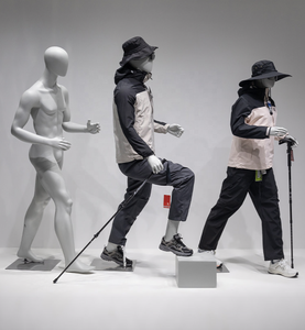 หุ่นจำลองกีฬากลางแจ้งแบบเต็มตัว หุ่นจำลองเดินป่าแบบด้าน หุ่นจำลองปีนเขาชายหญิง สำหรับโชว์เสื้อแจ็คเก็ตและเสื้อโค้ท - Product Image 4