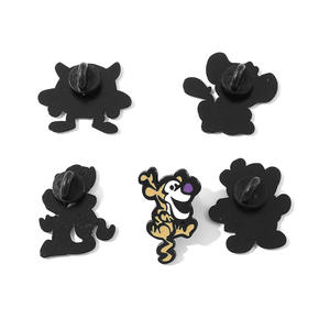 Divertente stile fumetto <span class=keywords><strong>Winnie</strong></span> per <span class=keywords><strong>Pooh</strong></span> Tigger in metallo distintivi graziosi piccoli accessori per spilla drago leone magneti <span class=keywords><strong>da</strong></span> frigo per promozionali - Product Image 4