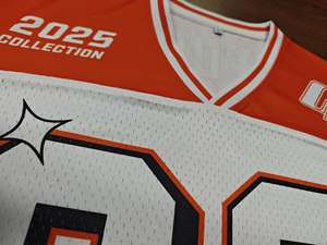 Maillot de football en maille à manches courtes surdimensionné personnalisé, coupe ample, épaules tombantes, sublimation graphique, jersey en polyester - Product Image 2